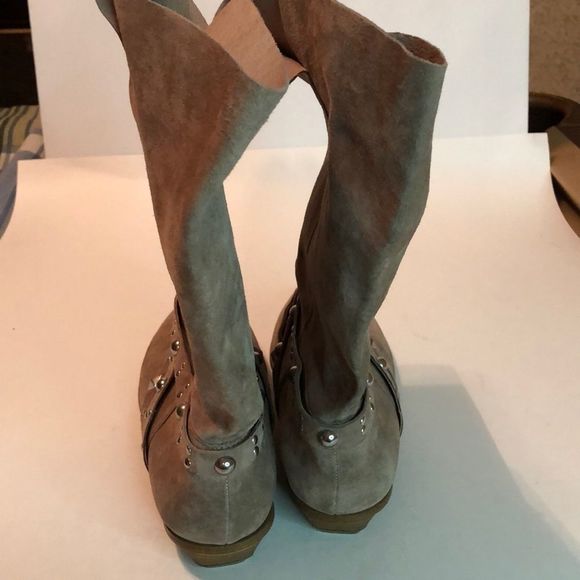 Decree suede studded boots - Picture 5 of 8